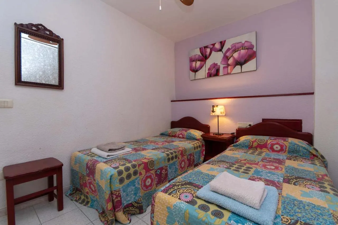 Park Santiago IV 69 - Two Bed With Large South Facing Balcony Appartamento Playa de las Americas  Playa de las Americas (Tenerife)
