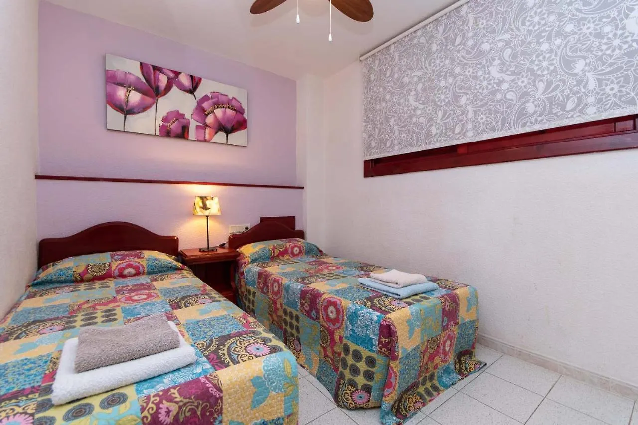 Park Santiago IV 69 - Two Bed With Large South Facing Balcony Appartamento Playa de las Americas  Playa de las Americas (Tenerife)